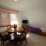 In Milcetici - Insel Krk 53301 Appartement