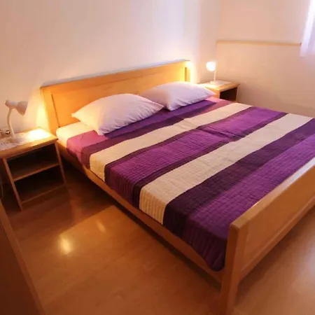Apartment In Milcetici - Insel Krk 53301 *